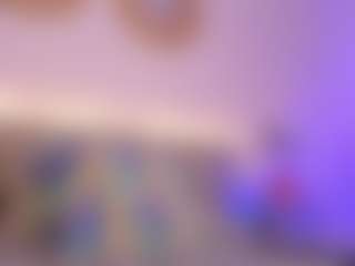 Show en direct avec Emy Cross - Amateur Lovense sur Camsoda