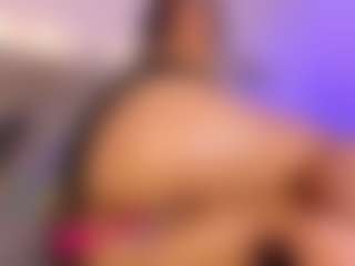 Emy Cross's Live Sex Cam Show