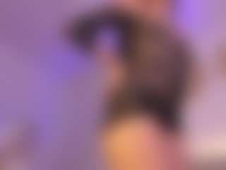 Emy Cross's Live Sex Cam Show