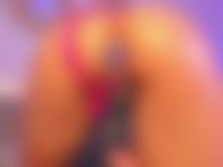 Emy Cross's Live Sex Cam Show