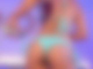 Emy Cross's Live Sex Cam Show