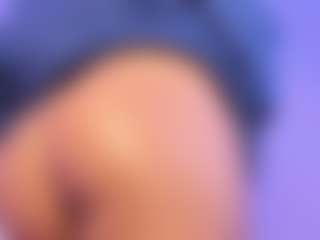 Emy Cross's Live Sex Cam Show