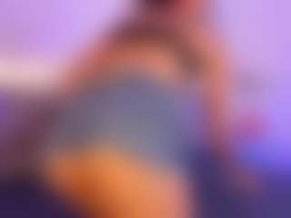 Emy Cross's Live Sex Cam Show
