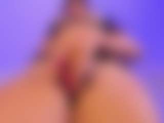 Emy Cross's Live Sex Cam Show