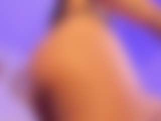 Emy Cross's Live Sex Cam Show