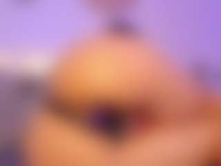 Emy Cross's Live Sex Cam Show