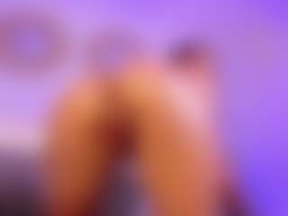 Emy Cross's Live Sex Cam Show