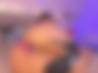 Emy Cross's Live Sex Cam Show