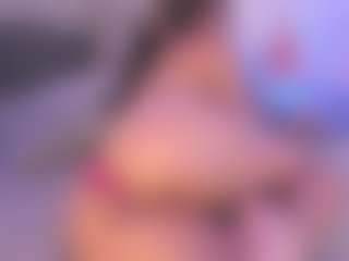 Live cam show with Emy Cross - Brown Hair Toys on CamClone