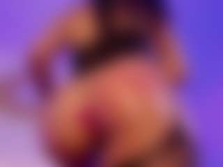 Emy Cross's Live Sex Cam Show