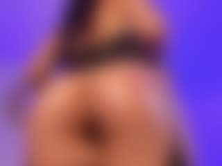 Emy Cross's Live Sex Cam Show