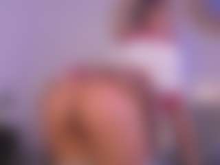Emy Cross's Live Sex Cam Show
