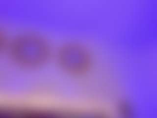 Live cam show with Emy Cross - Squirt on SquirtSoMuch