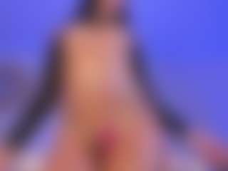 Emy Cross's Live Sex Cam Show