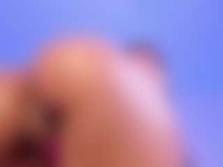 Emy Cross's Live Sex Cam Show
