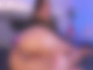 Emy Cross's Live Sex Cam Show