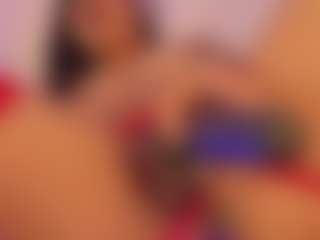 Live cam show with Emy Cross - Small Tits on Hubzter Live