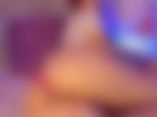 Emy Cross's Live Sex Cam Show