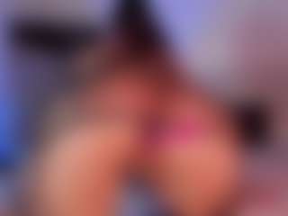 Emy Cross's Live Sex Cam Show