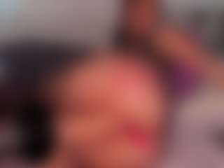 Emy Cross's Live Sex Cam Show