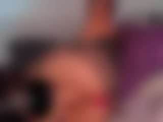 Emy Cross's Live Sex Cam Show