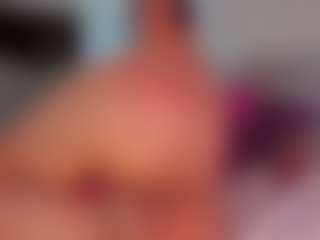 Emy Cross's Live Sex Cam Show