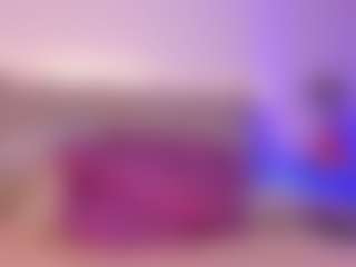 Live cam show with Emy Cross - Cum on https://playwithruby.com
