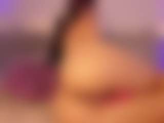 Emy Cross's Live Sex Cam Show