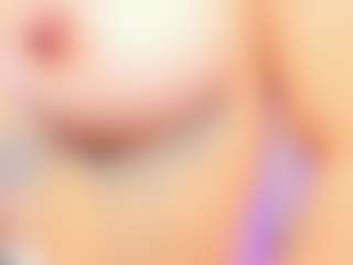 Live cam show with Fernanda-C - Bra on camtv