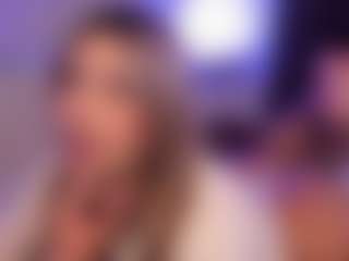 Live cam show with Fernanda-C - Strip Blonde Hair on Milfs Live