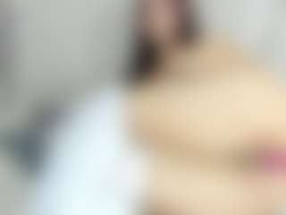 Live cam show with Lily Roxi - Squirt on mypornchat.com
