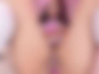 Live cam show with Lily Roxi - Striptease on Gym Cam Girls