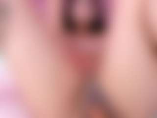 Live cam show with Lily Roxi - Spank Brown Hair on crypto-cams