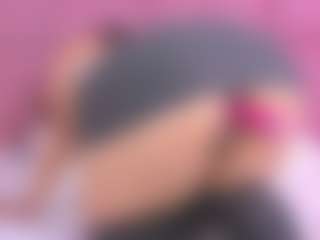Live cam show with Lily Roxi - BBW Small Tits on Cam Slut
