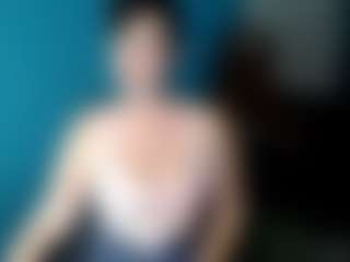 Live cam show with Sunny-Rayz - Red Hair Squirt on Free Soda