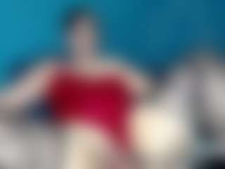 Live cam show with Sunny-Rayz - Spank Red Hair on xplaylive.com