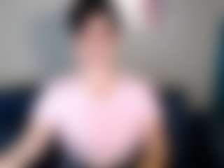 Live cam show with Sunny-Rayz - Oil on Hubzter Live