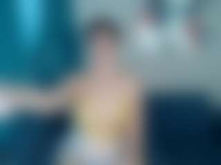 Live cam show with Sunny-Rayz - Ass Bouncing on Dolls Live