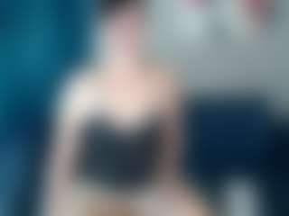 Live cam show with Sunny-Rayz - Red Hair Squirt on Lustler