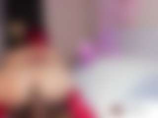 Live cam show with charolbruce - Small Tits on SpunkLive