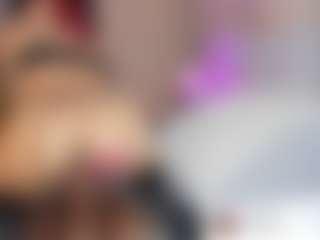 charolbruce's Live Sex Cam Show