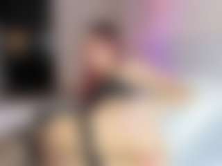 Live cam show with charolbruce - HD on makecum.org