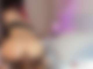 Live cam show with charolbruce - Brown Eyes on Camsoda