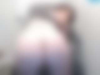 Ittyzbitz's Live Sex Cam Show