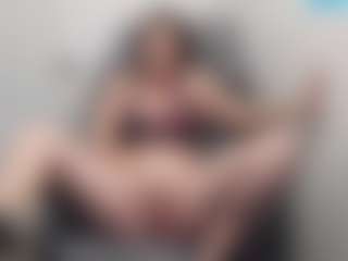 Ittyzbitz's Live Sex Cam Show