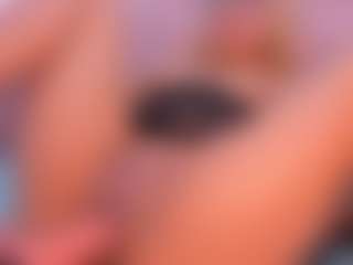 CataleyaBianchi's Live Sex Cam Show