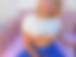 CataleyaBianchi's Live Sex Cam Show