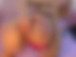 CataleyaBianchi's Live Sex Cam Show