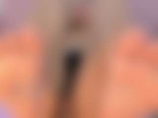CataleyaBianchi's Live Sex Cam Show