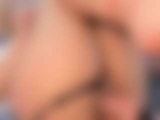 CataleyaBianchi's Live Sex Cam Show